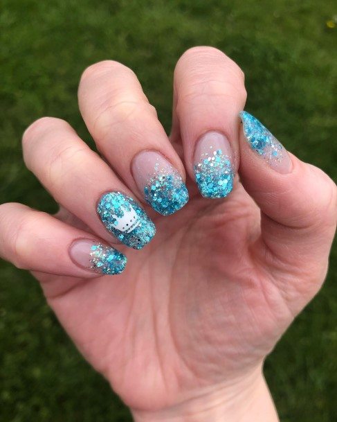 Excellent Girls Blue Glitter Nail Design Ideas