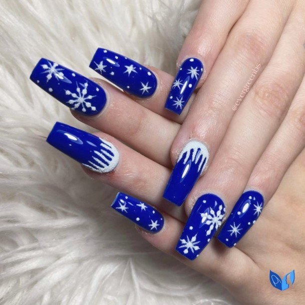 Excellent Girls Blue Winter Nail Design Ideas