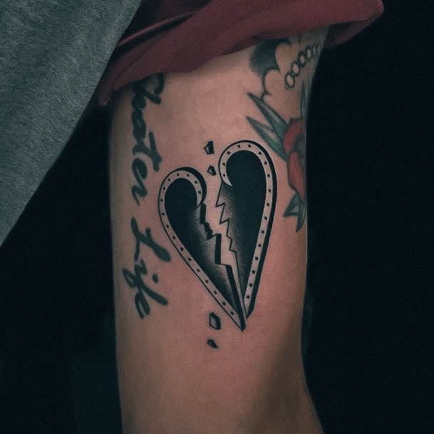 Excellent Girls Broken Heart Tattoo Design Ideas