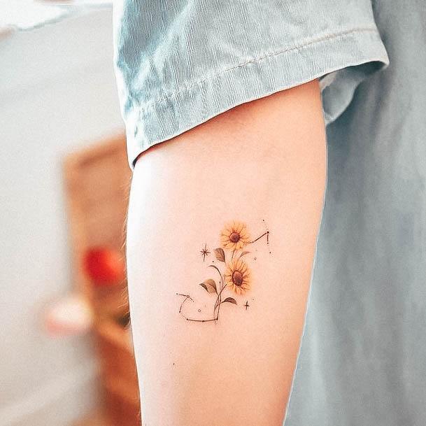 Excellent Girls Cute Simple Tattoo Design Ideas