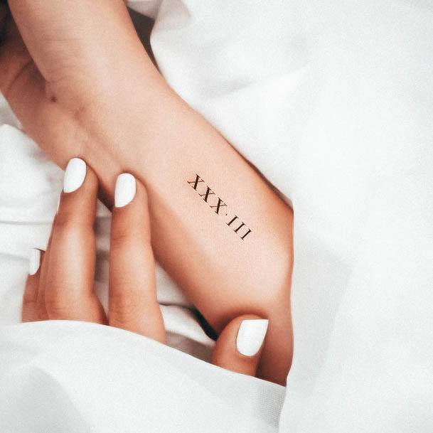 Excellent Girls Date Tattoo Design Ideas