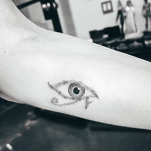 Excellent Girls Eye Of Horus Tattoo Design Ideas