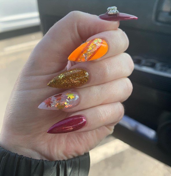 Excellent Girls Fall Leaf Nail Design Ideas