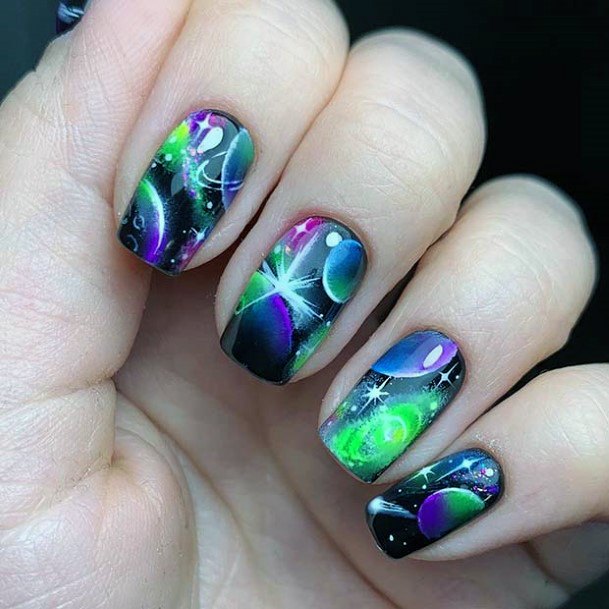 Excellent Girls Galaxy Nail Design Ideas