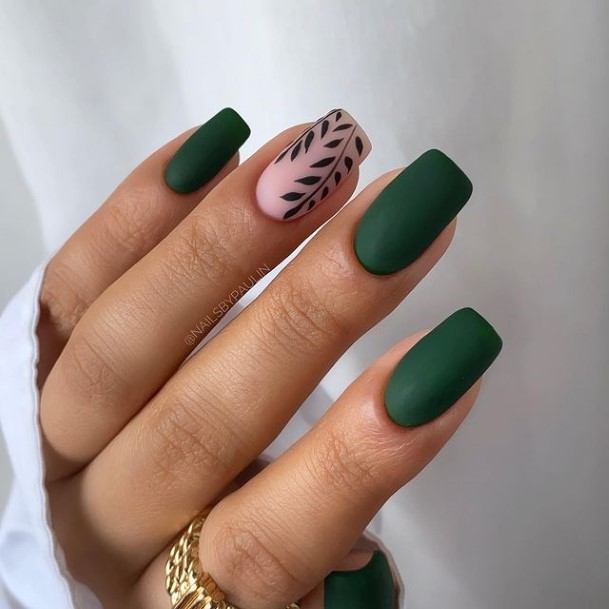 Excellent Girls Green Nail Design Ideas