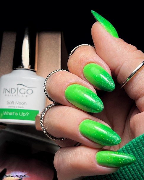 Excellent Girls Green Ombre Nail Design Ideas