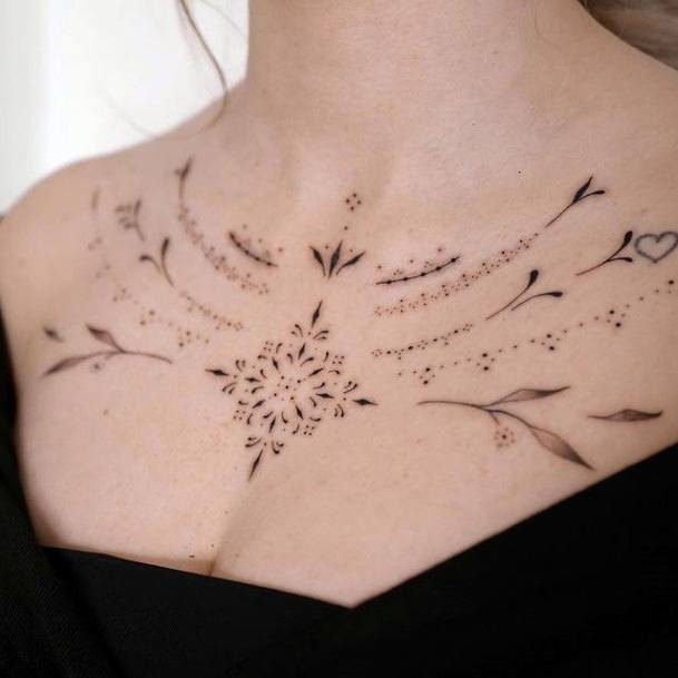 Excellent Girls Handpoke Tattoo Design Ideas