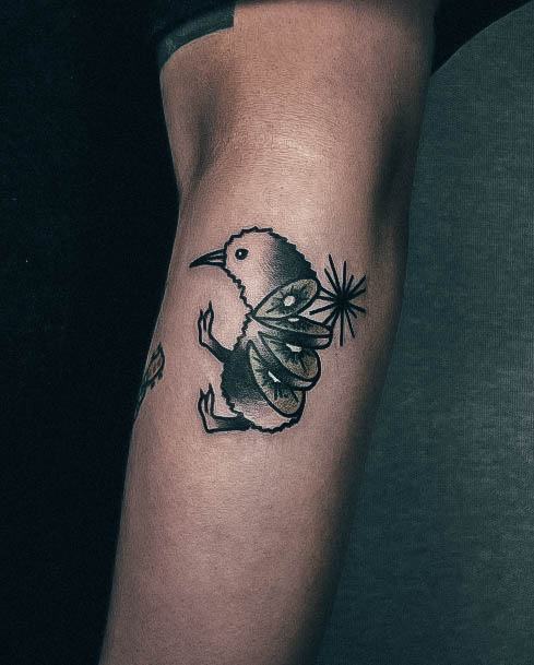 Excellent Girls Kiwi Bird Tattoo Design Ideas