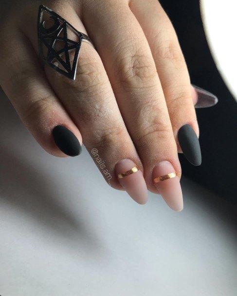 Excellent Girls Matte Black And Gold Nail Design Ideas