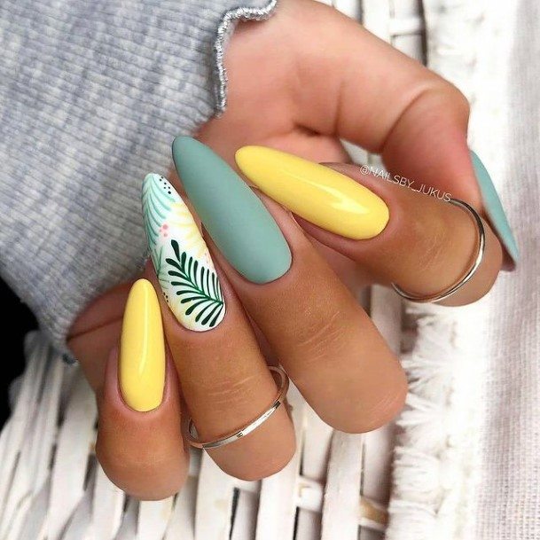 Excellent Girls Matte Nail Design Ideas