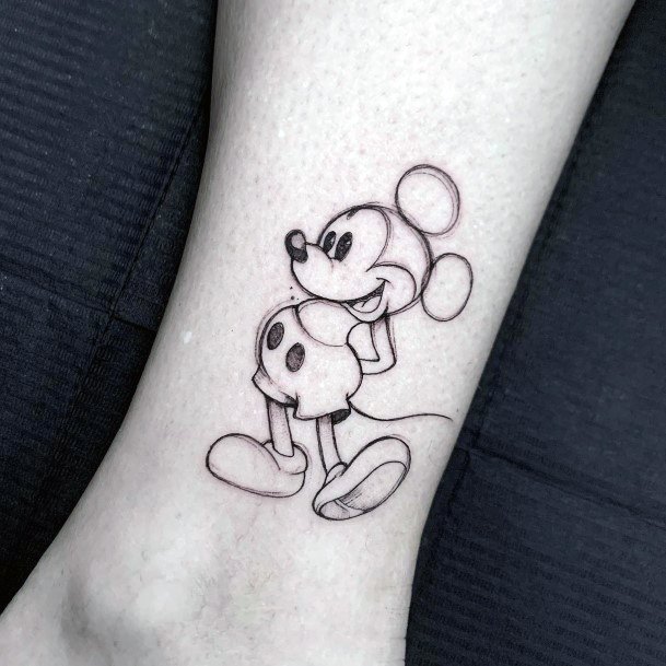 Excellent Girls Mickey Mouse Tattoo Design Ideas