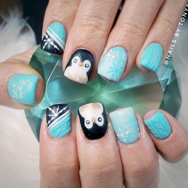 Excellent Girls Penguin Nail Design Ideas