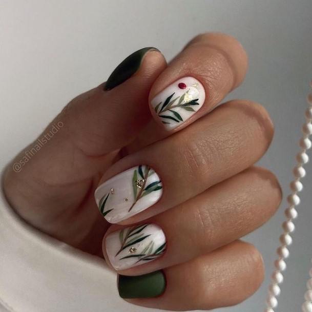 Excellent Girls White With Flowers Nail Design Ideas