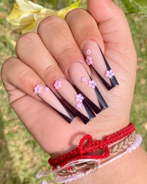 Exceptional Womens Black French Tip Nail Ideas