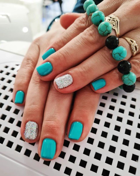 Exceptional Womens Blue Short Nail Ideas