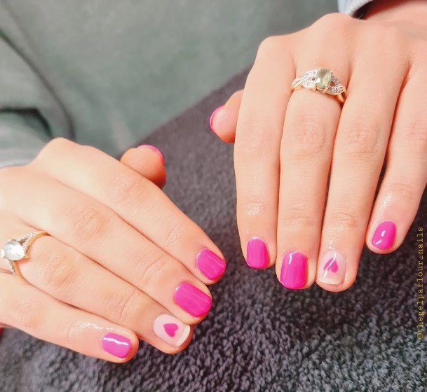 Exceptional Womens Bright Pink Nail Ideas