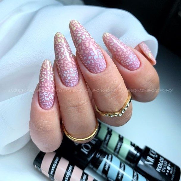 Exceptional Womens Brilliant Nail Ideas