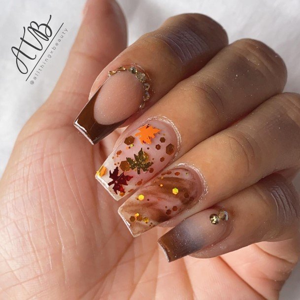 Exceptional Womens Fall Leaf Nail Ideas