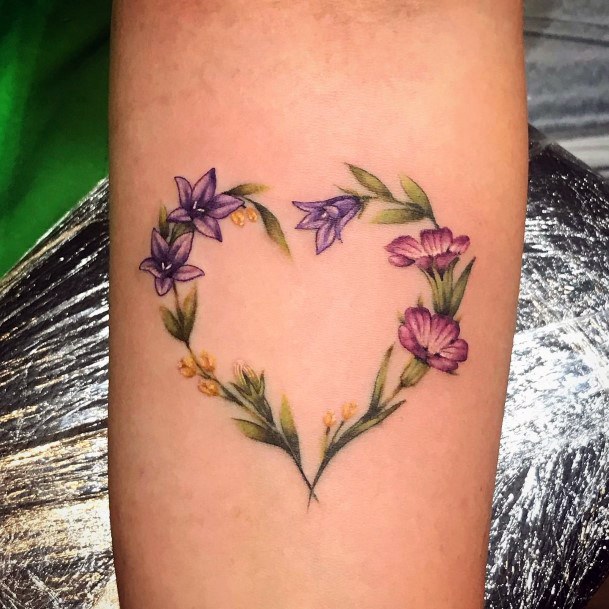 Exceptional Womens Flower Heart Tattoo Ideas