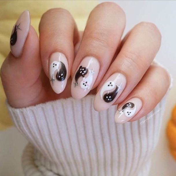 Exceptional Womens Ghost Nail Ideas