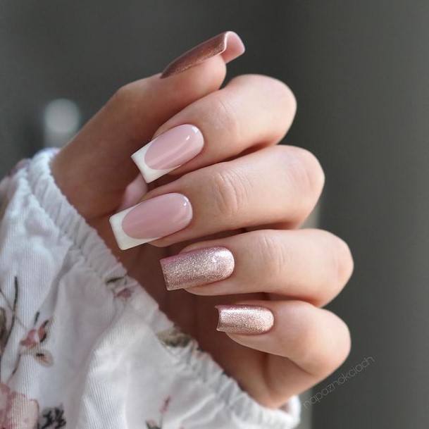 Exceptional Womens Graduation Nail Ideas