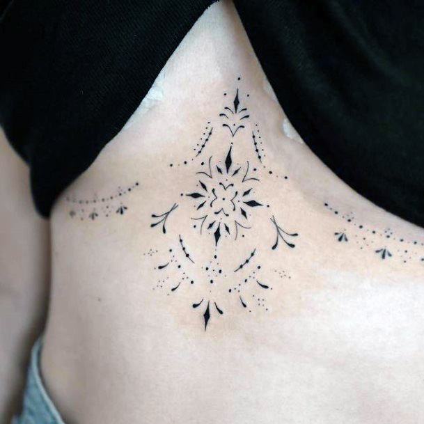 Exceptional Womens Handpoke Tattoo Ideas