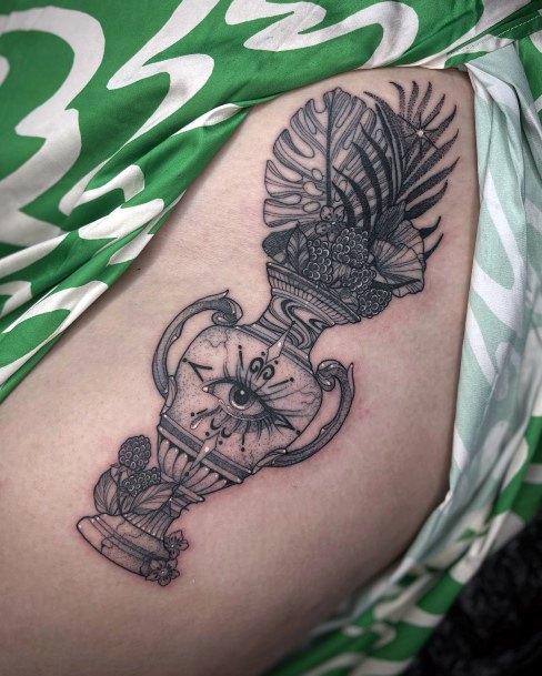 Exceptional Womens Monstera Tattoo Ideas