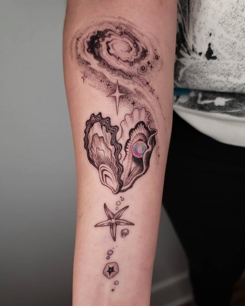Exceptional Womens Oyster Tattoo Ideas