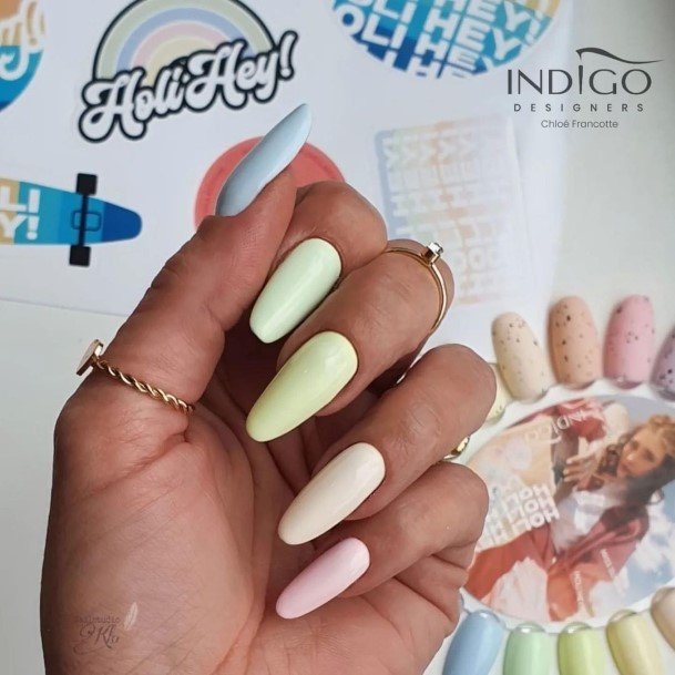 Exceptional Womens Pastel Nail Ideas