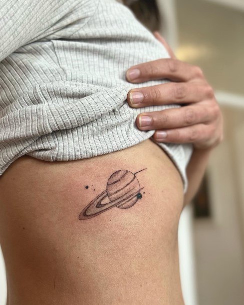 Exceptional Womens Saturn Tattoo Ideas