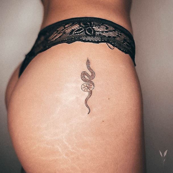 Exceptional Womens Small Hip Tattoo Ideas