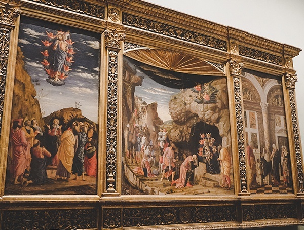 Exploring Uffizi Gallery Art Museum