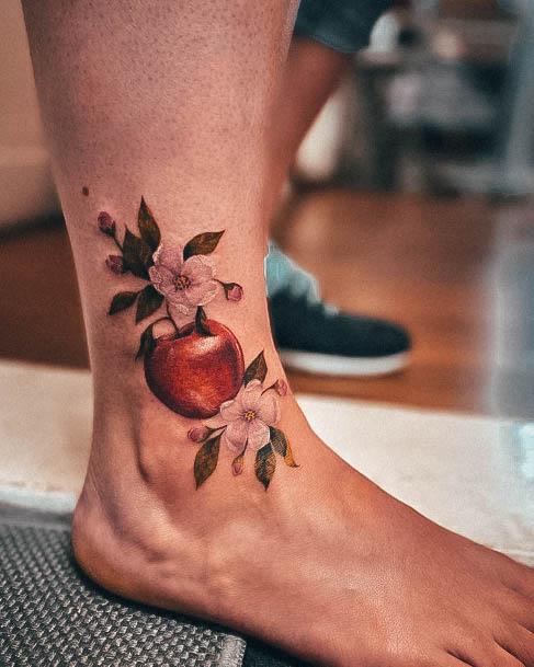 Exquisite Apple Tattoos On Girl