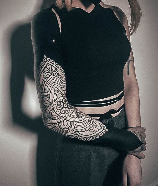 Exquisite Blackout Tattoos On Girl