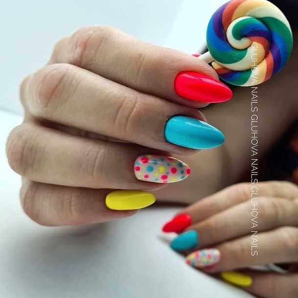 Exquisite Bright Nails On Girl