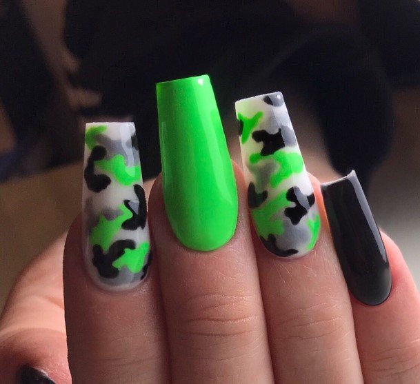 Exquisite Camo Nails On Girl