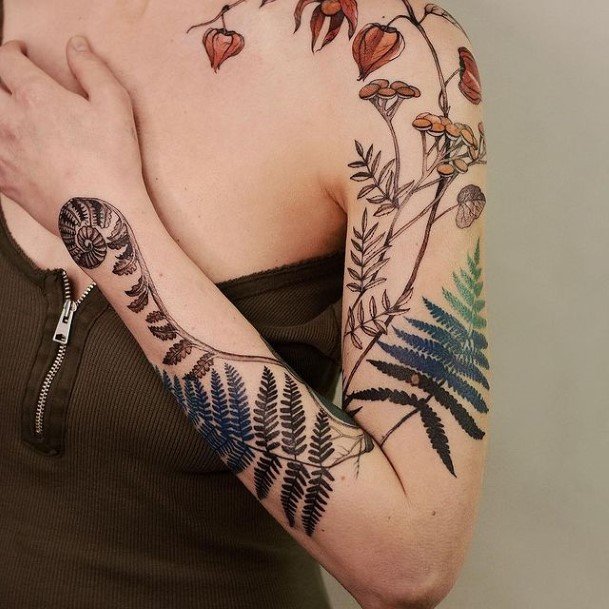 Exquisite Flower Shoulder Tattoos On Girl