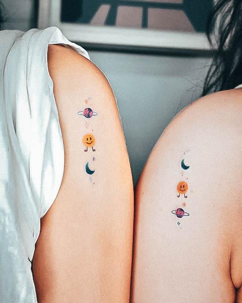 Exquisite Friendship Tattoos On Girl