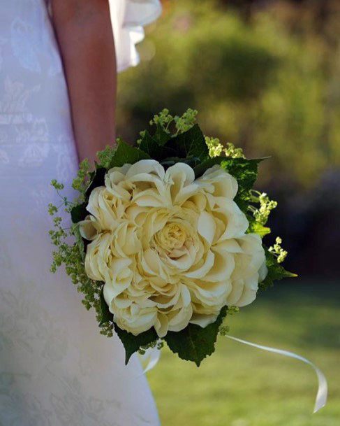 Exquisite Large Floral Wedding Bouquet Ideas For Her