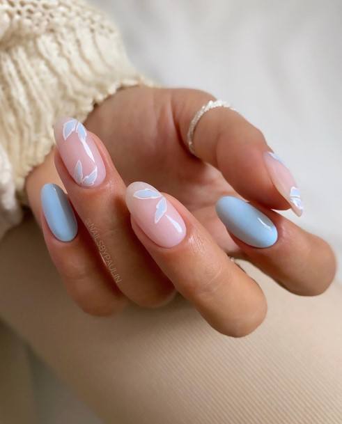 Exquisite Light Blue Nails On Girl