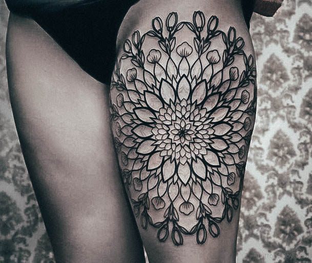 Exquisite Mandala Tattoos On Girl