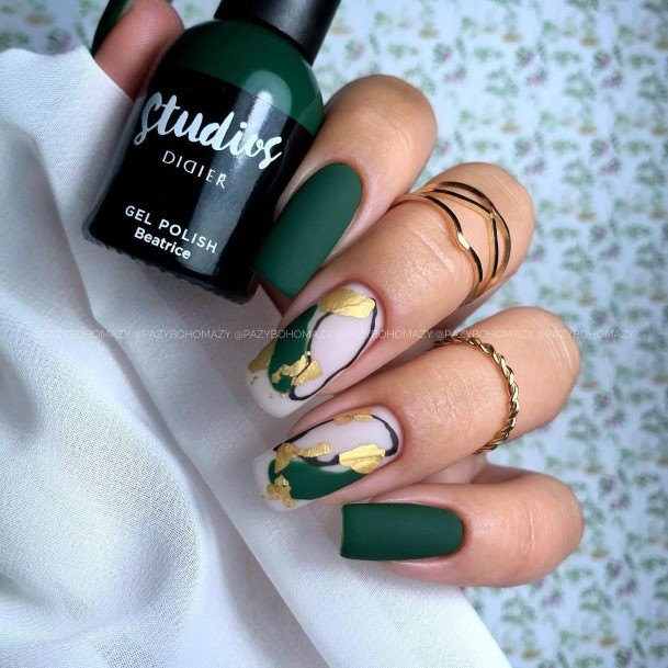 Exquisite Matte Fall Nails On Girl