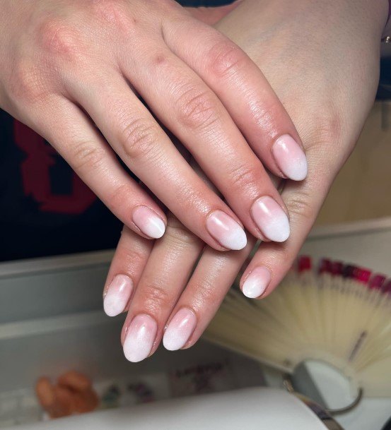 Exquisite Ombre Nails On Girl