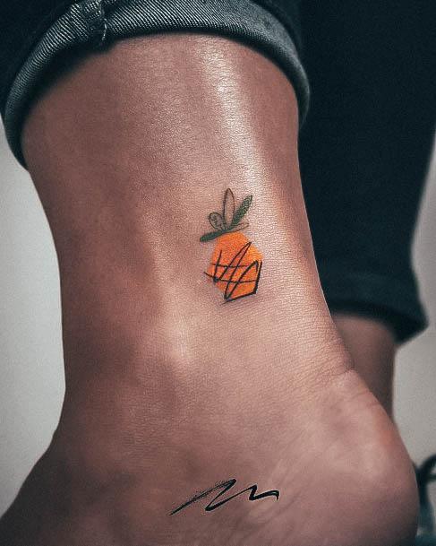 Exquisite Pineapple Tattoos On Girl