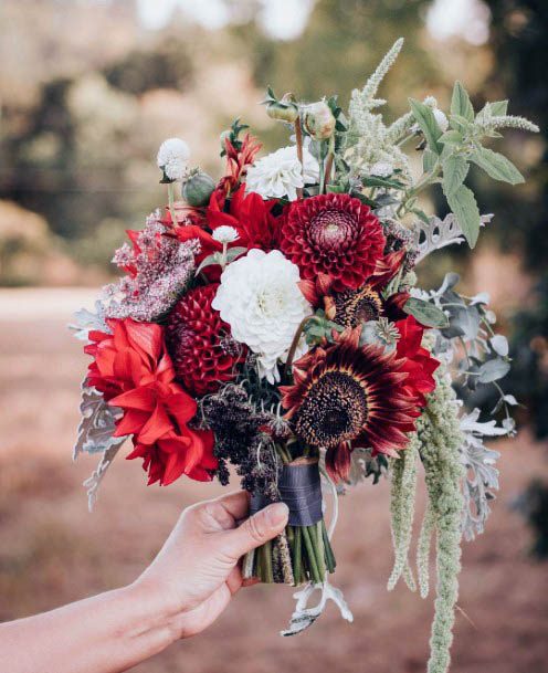 Exquisite Red Wedding Flowers