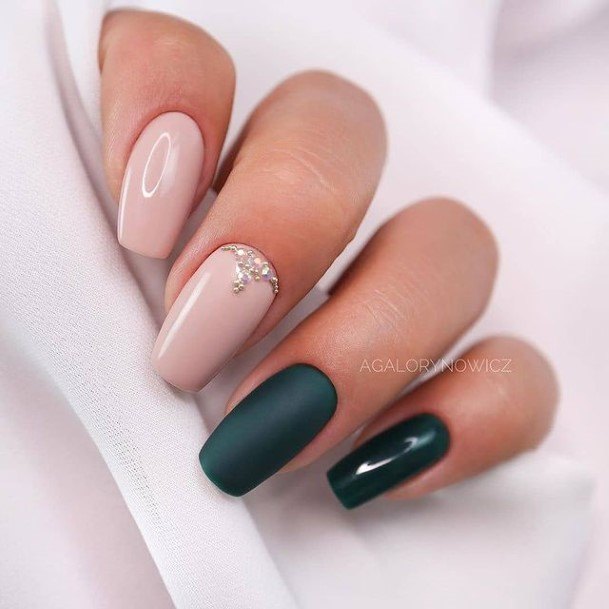 Exquisite Sexy Nails On Girl