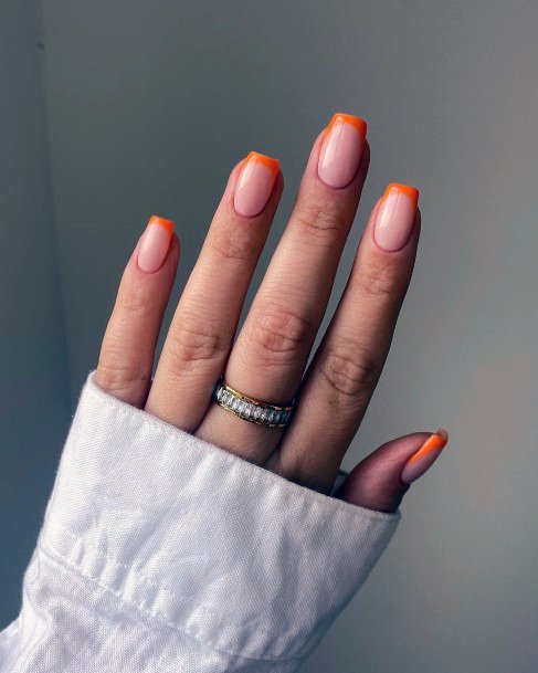 Exquisite Short Summer Nails On Girl