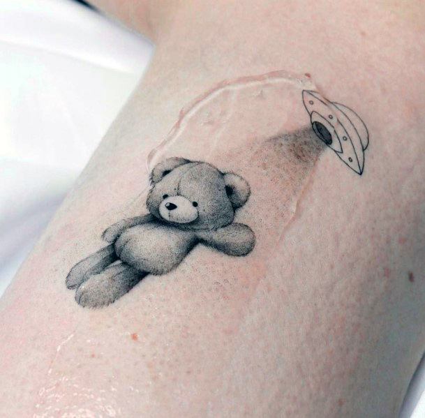 Exquisite Teddy Bear Tattoos On Girl