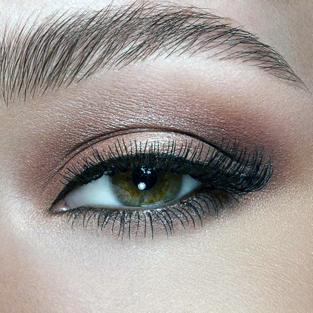 Fabled Brown Womens Eyeshadow