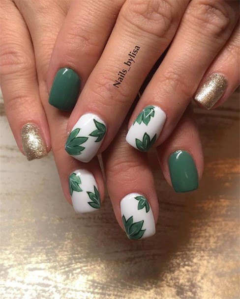 Fall Leaf Nail Design Inspiration For Women